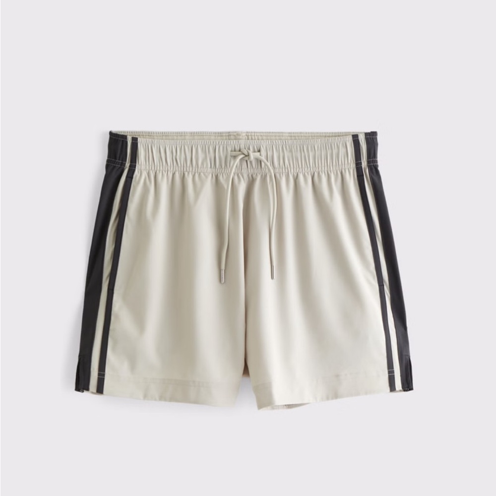 A&F YPB motionTEK Retro Short 5”